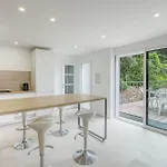 Renovated 1-bedroom With Sea View And Large Balcony Aiguebelle