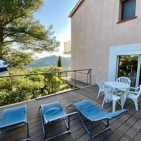 Apartamento Renovated 1-bedroom With Sea View And Large Balcony Aiguebelle