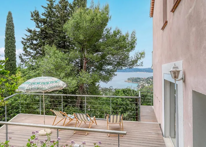 Renovated 1-bedroom With Sea View And Large Balcony Aiguebelle Le Lavandou